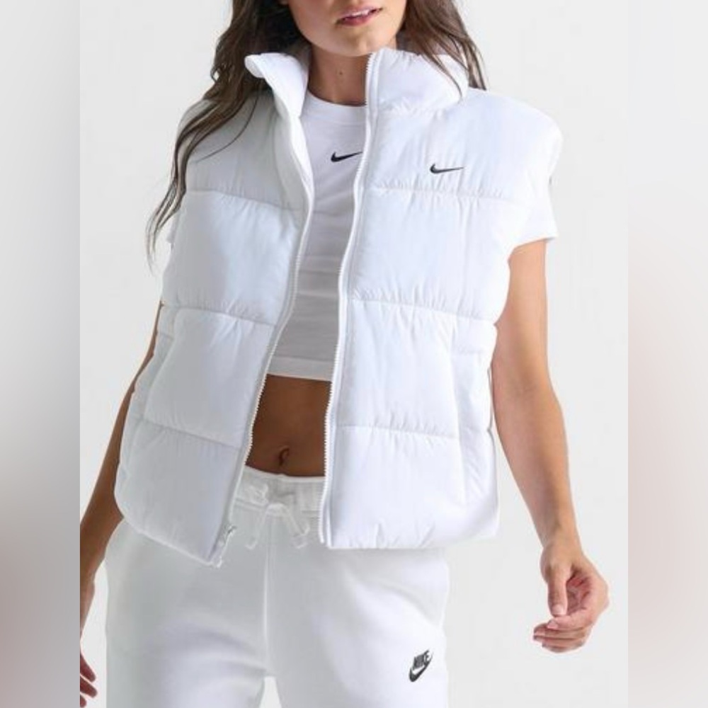 Nike Women's Therma-FIT Vest M